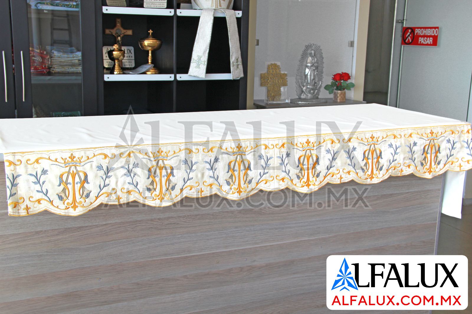 28 MARIA REINA Alfalux Mantel 23 (2)